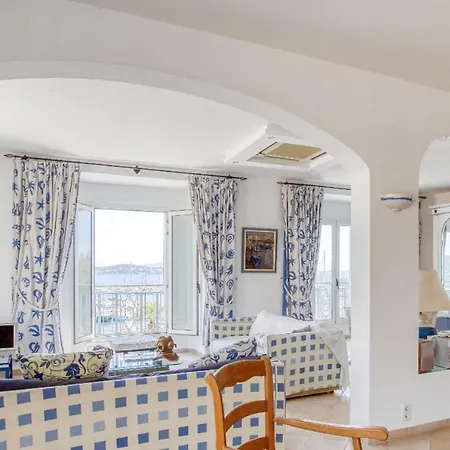 Hébergement de vacances Magnificent Luxury With Garden In Bandol